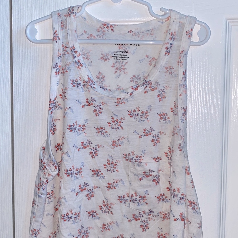 American eagle floral tank top